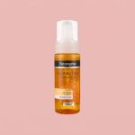 فوم شستشو صورت نوتروژینا مناسب پوست چرب